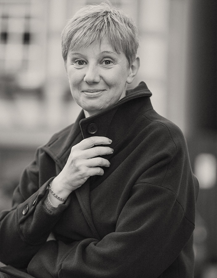 Seitliches Profil Evgenia Matthews. Ausbildung mit Tiefgang. Meine beruflichen Stationen.